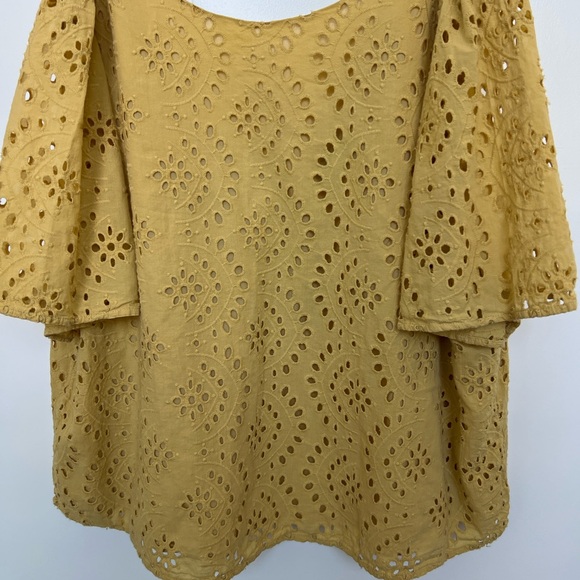 Banana Republic Tops - Women's Banana Republic Mustard Eyelet Top